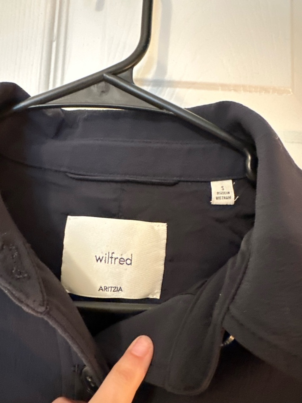PRICE DROP Aritzia Navy Tailored Cropped Jacket Small - Picture 4 of 6